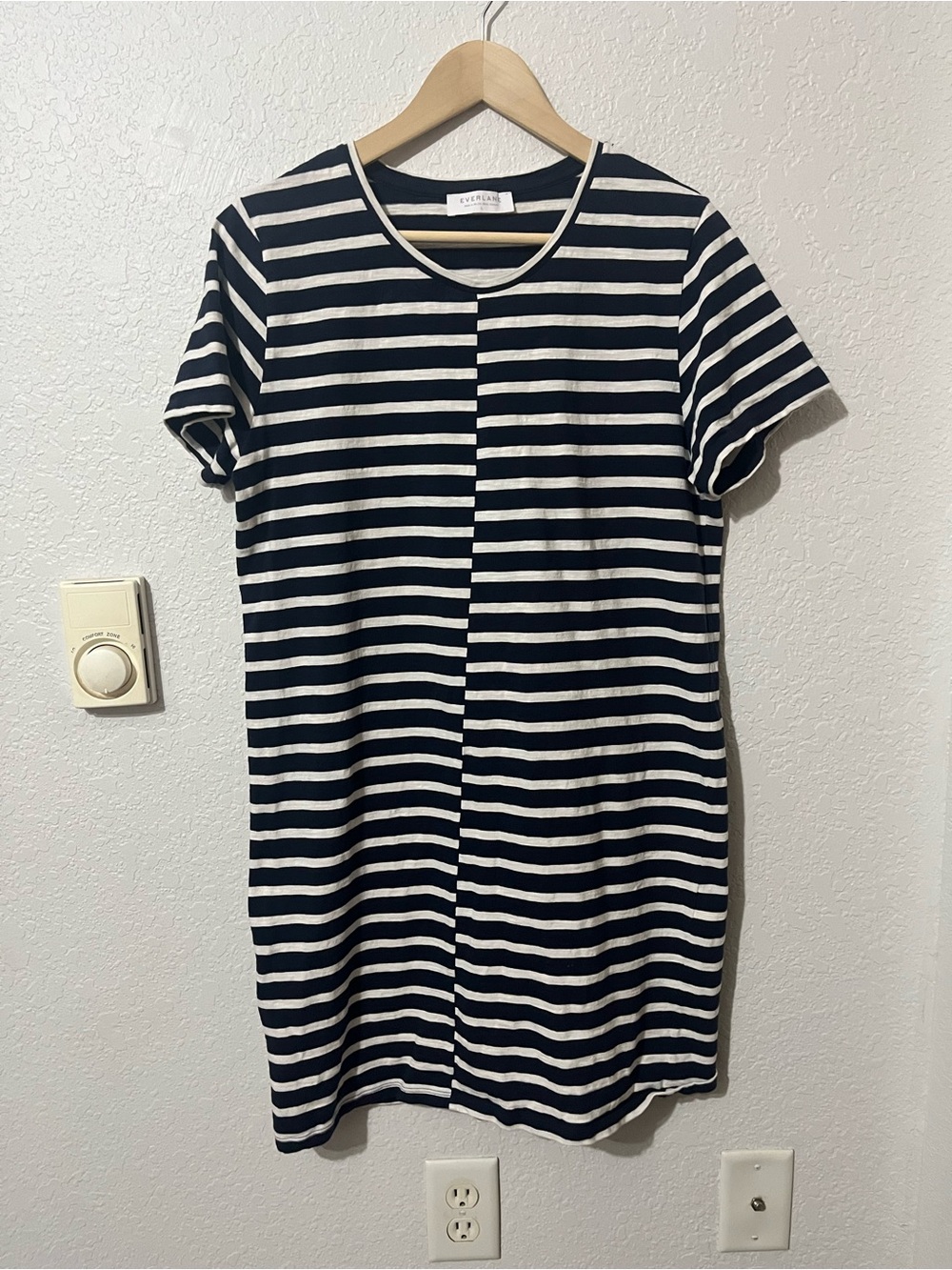 Everlane Navy and White Striped T-shirt Dress Large